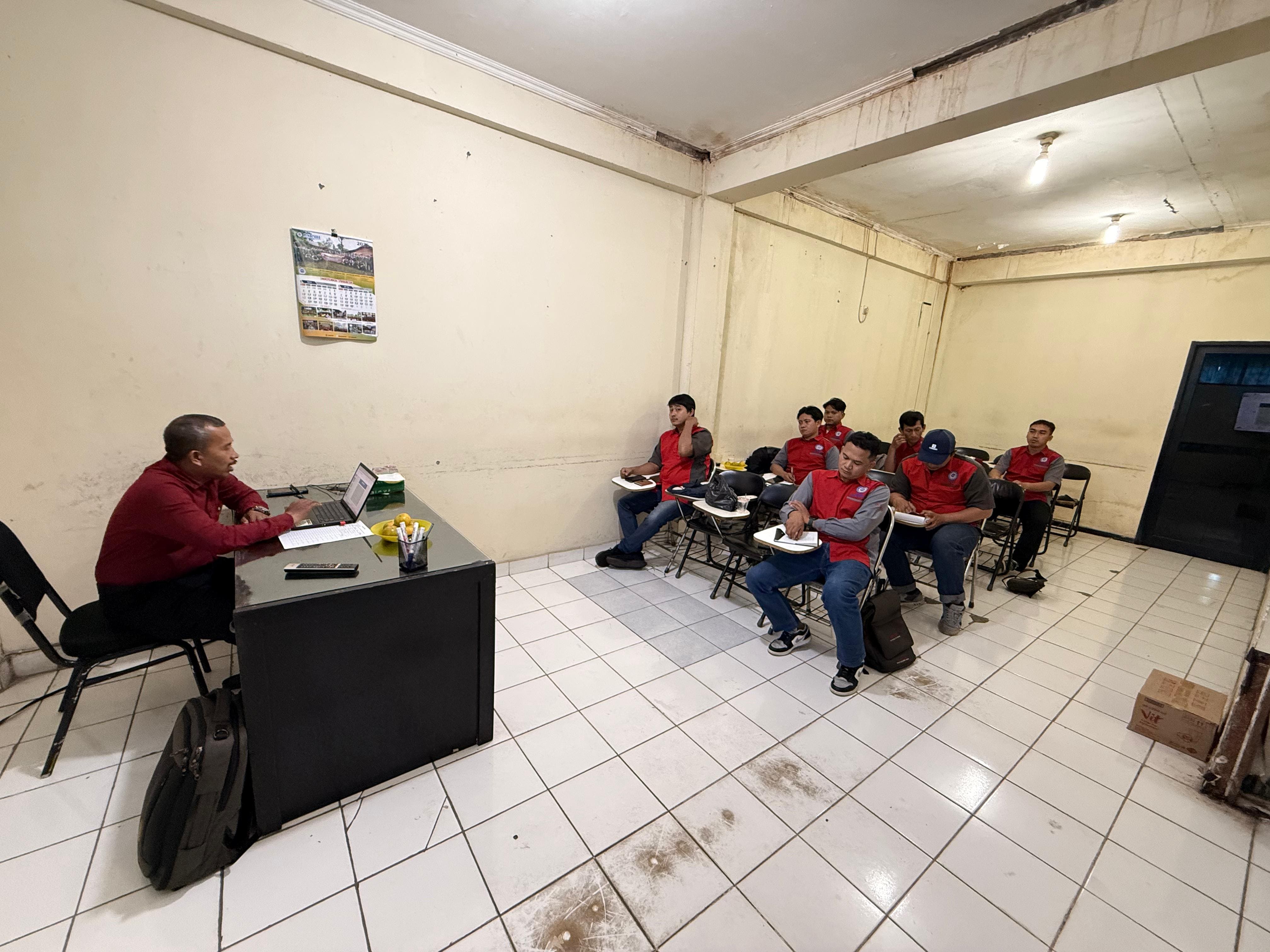 Pendidikan Khusus PUK PT. KYB Hydraulics Manufacturing Indonesia Bersama DPP GSPMII di Pusdiklat GSPMII